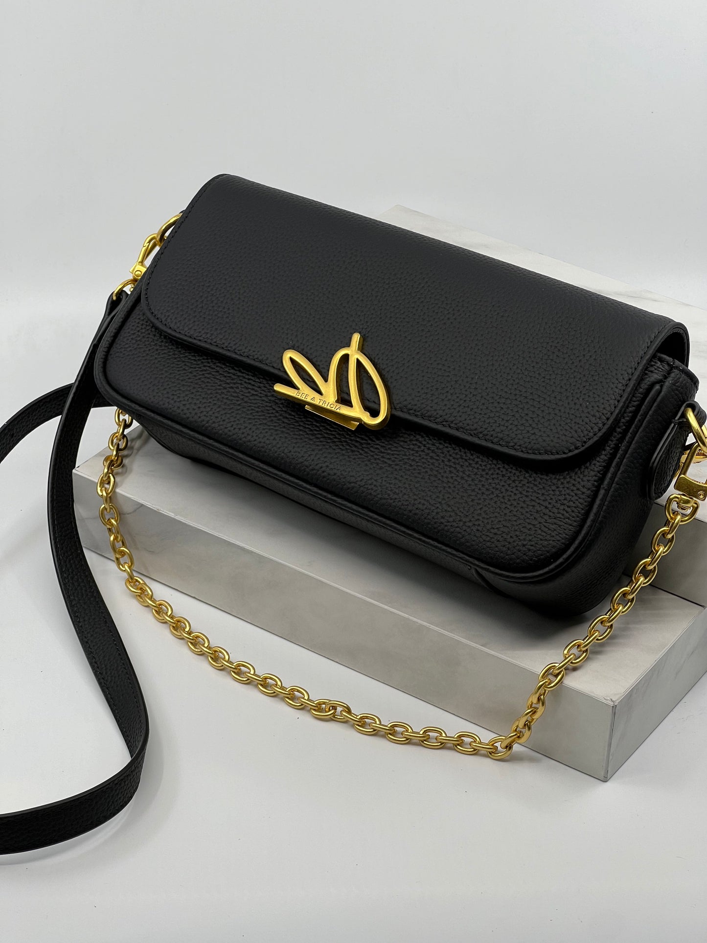 Stella Chain Crossbody